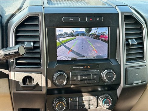 Used 2020 Ford F150 XLT image 13