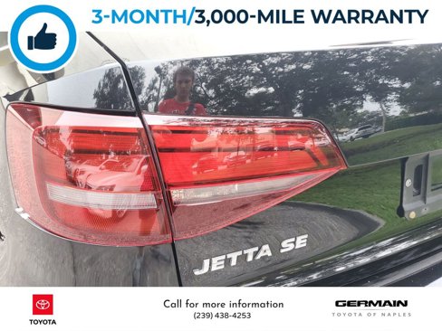 Used 2016 Volkswagen Jetta SE image 16