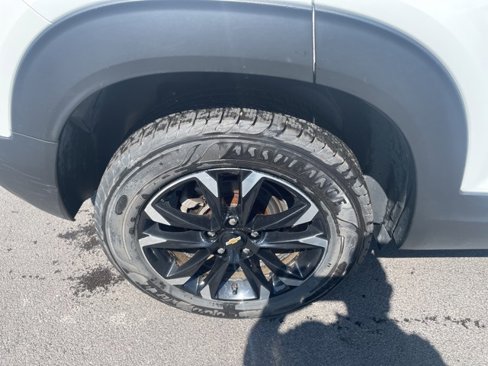 Used 2021 Chevrolet TrailBlazer LT w/ Premium Seating Package image 22