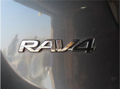 Used 2013 Toyota RAV4 XLE image 25