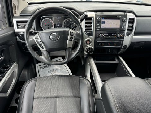Used 2017 Nissan Titan PRO-4X image 21