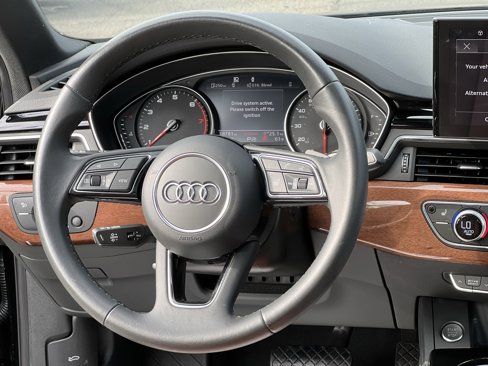 Used 2023 Audi A4 2.0T Premium w/ Convenience Package image 19