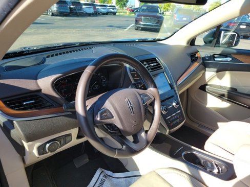 Used 2017 Lincoln MKC Select w/ Select Plus Package image 24