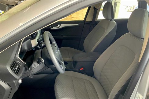 Certified 2020 Ford Escape SE image 7