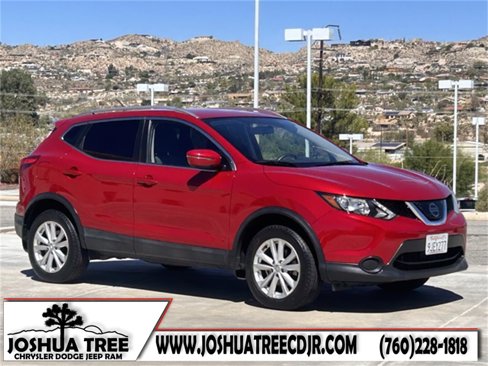 Used 2018 Nissan Rogue Sport SV image 1
