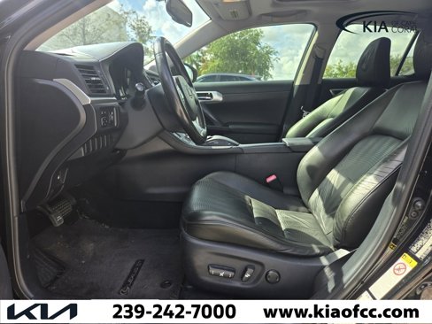 Used 2012 Lexus CT 200h image 15
