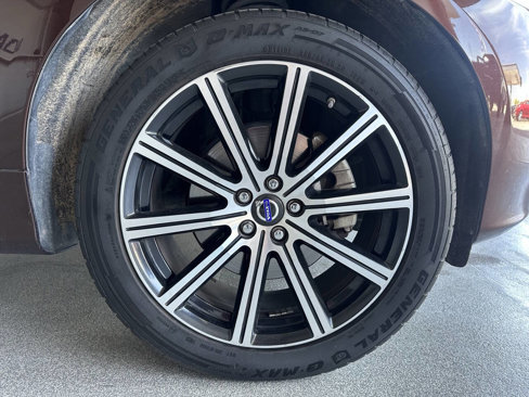 Used 2015 Volvo XC60 T6 image 39