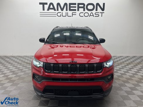 Used 2024 Jeep Compass Latitude w/ Convenience Group image 9