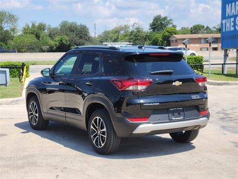 New 2026 Chevrolet TrailBlazer LT w/ Driver Confidence Package image 3