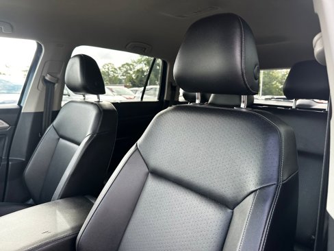 Used 2018 Volkswagen Atlas SE image 25