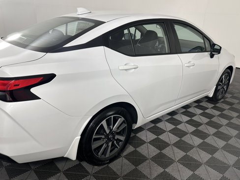 New 2025 Nissan Versa SV w/ Trunk Package image 4