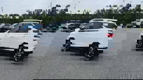 Used 2024 Chevrolet Equinox Premier image 6