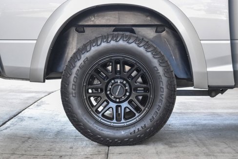 Used 2018 RAM 1500 Laramie w/ Convenience Group image 11