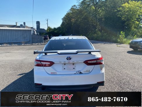 Used 2019 Toyota Camry XLE w/ Sunroof Package image 6