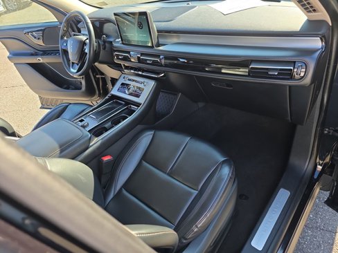 Used 2021 Lincoln Aviator AWD image 14