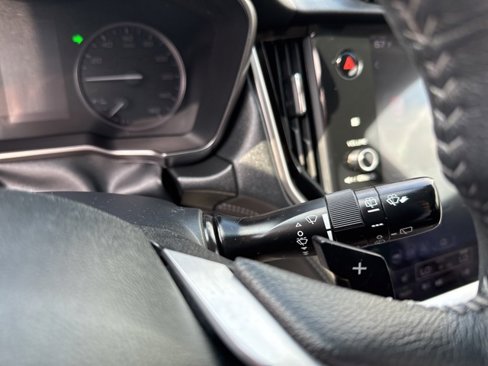 Used 2020 Subaru Outback Limited XT image 17