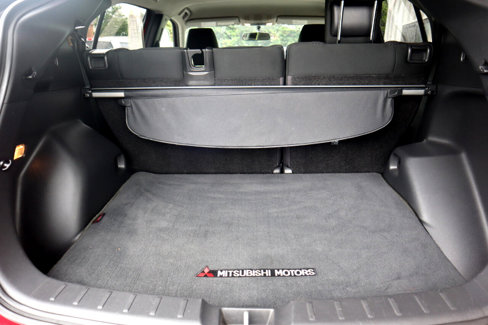 Used 2018 Mitsubishi Eclipse Cross LE image 51