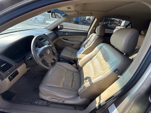 Used 2006 Honda Accord EX-L image 10