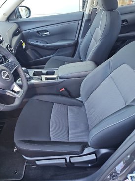 New 2025 Nissan Sentra SV image 5