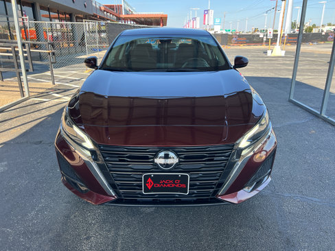 Used 2023 Nissan Altima 2.5 SV image 4