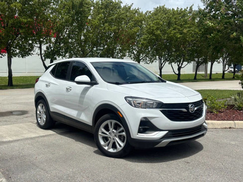 Used 2020 Buick Encore GX Preferred w/ Cold Weather Comfort Package image 3