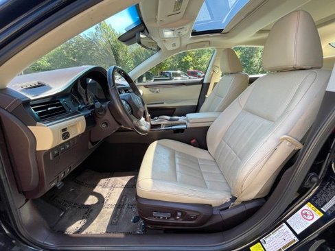 Used 2017 Lexus ES 350 image 19