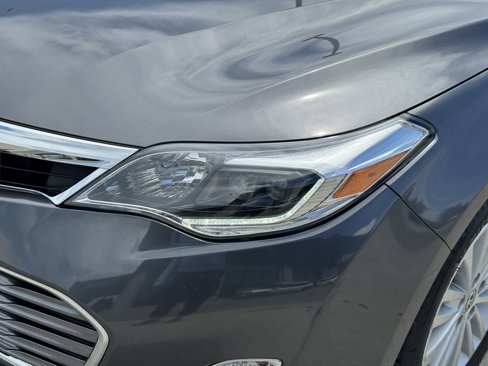 Used 2014 Toyota Avalon Limited image 9