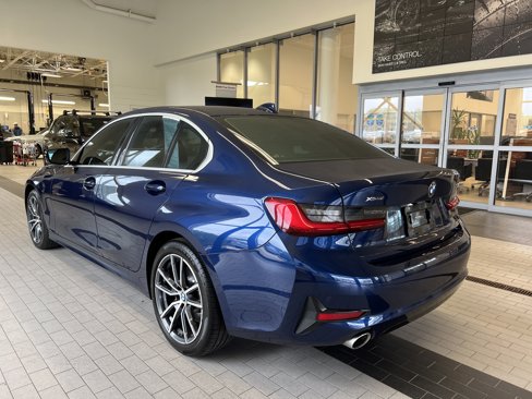 Used 2019 BMW 330i xDrive Sedan w/ Premium Package image 7