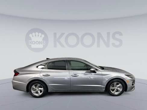 Used 2023 Hyundai Sonata SE image 8