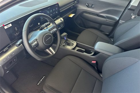 New 2025 Hyundai Kona SEL image 7