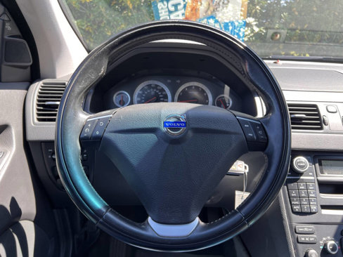 Used 2014 Volvo XC90 3.2 w/ Climate Package image 25