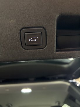 Used 2019 Chevrolet Equinox LT image 19
