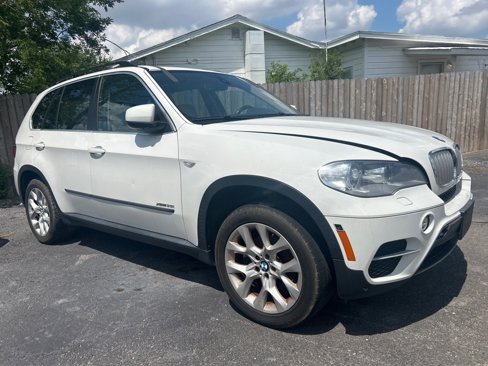 Used 2013 BMW X5 xDrive35i image 2