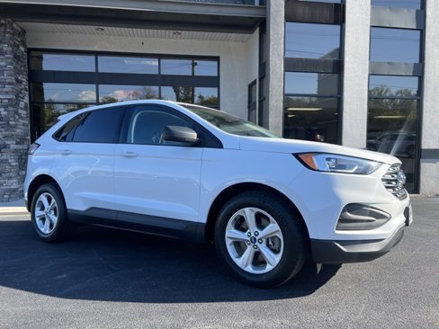 Used 2019 Ford Edge SE image 14