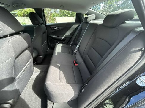 Used 2022 Chevrolet Malibu LS image 17