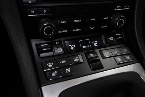 Used 2025 Porsche 718 Cayman image 31