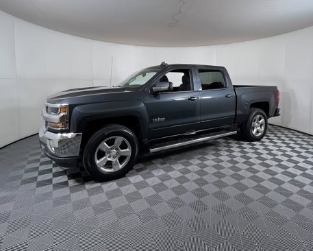 Used 2018 Chevrolet Silverado 1500 LT w/ Texas Edition image 2