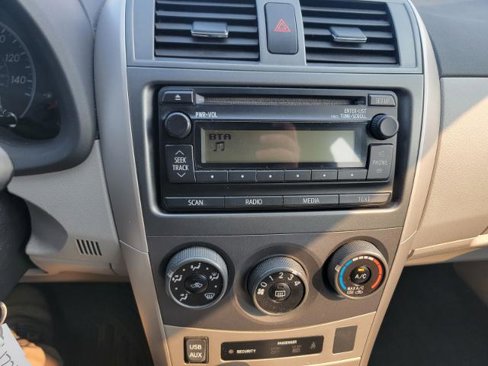 Used 2012 Toyota Corolla L image 21