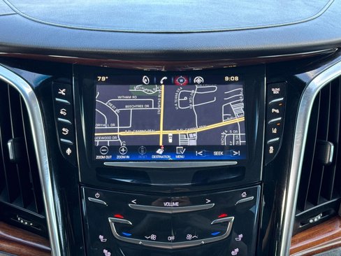 Used 2015 Cadillac Escalade Premium image 21
