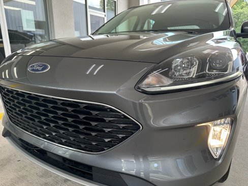 Certified 2022 Ford Escape SEL image 2
