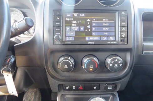 Used 2014 Jeep Patriot Latitude image 38