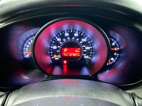 Used 2015 Kia Soul image 14