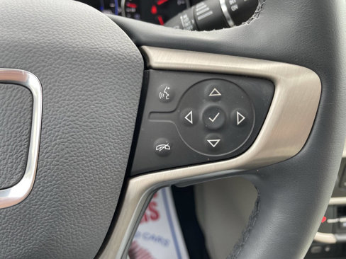 Used 2023 GMC Terrain Denali image 21