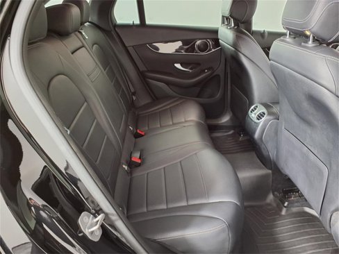 Used 2020 Mercedes-Benz GLC 300 4MATIC image 12