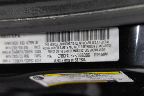 Used 2014 FIAT 500L Lounge image 35