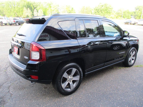 Used 2017 Jeep Compass High Altitude image 9