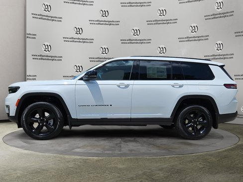 New 2025 Jeep Grand Cherokee L Limited w/ Luxury Tech Group II image 2