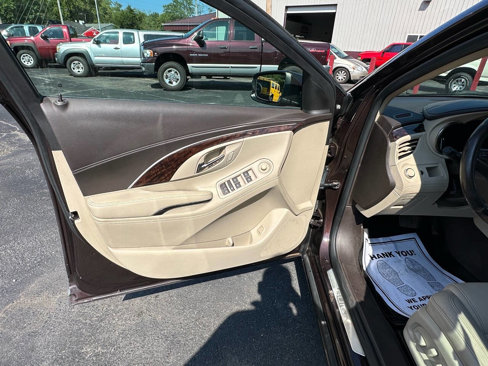 Used 2016 Buick LaCrosse Leather image 11