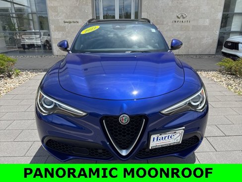Used 2022 Alfa Romeo Stelvio Ti image 2