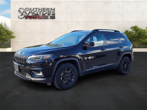Used 2023 Jeep Cherokee Altitude Lux image 1